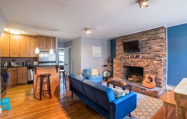 Two Bed Washington Square West Home