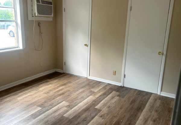 3701 Sleeper Ave
