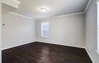 2 beds, 1 bath, 774 sqft, $1,295, Unit 45