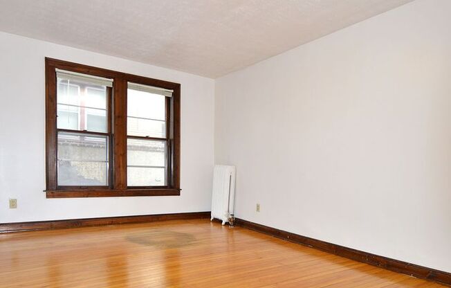 1 bed, 1 bath, 410 sqft, $905, Unit 15 - 05