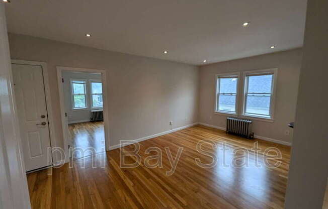 650 METROPOLITAN AVE