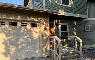 FIRST MONTH'S RENT FREE! New lower rent $1850