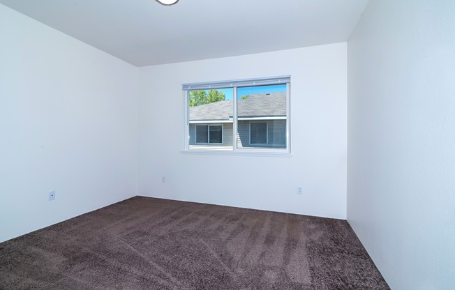 University Place (Renovated) Bedroom