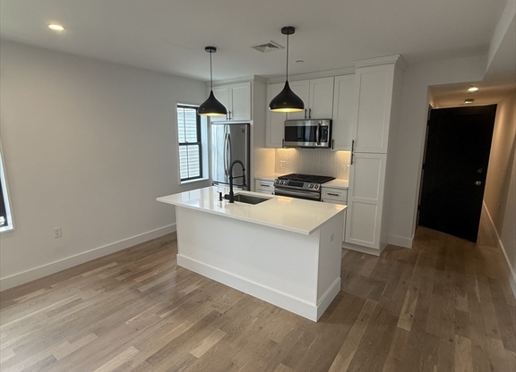 631 A SARATOGA