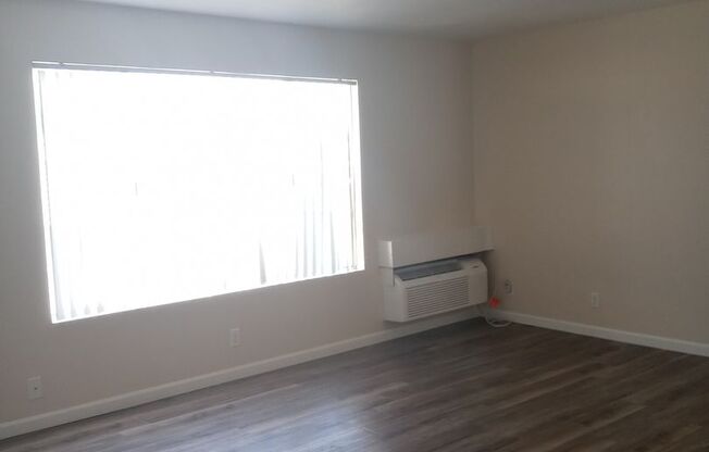 1 bed, 1 bath, 620 sqft, $1,200, Unit 3220 P