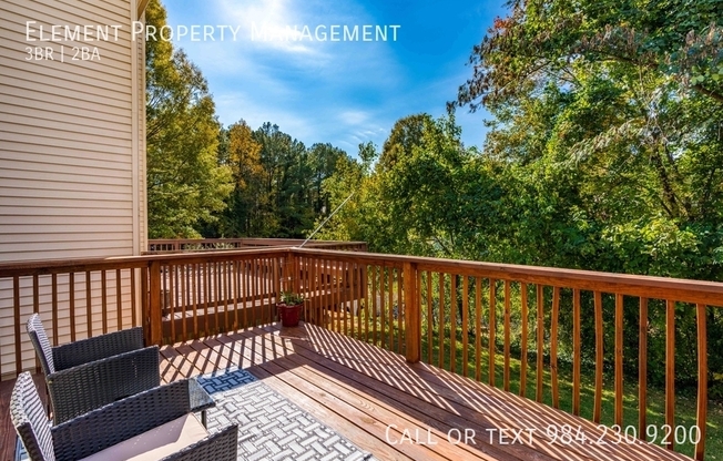 1708 Ithaca Ln