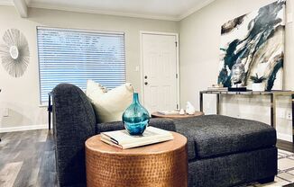 1 bed, 1 bath, 750 sqft, $2,350, Unit 3