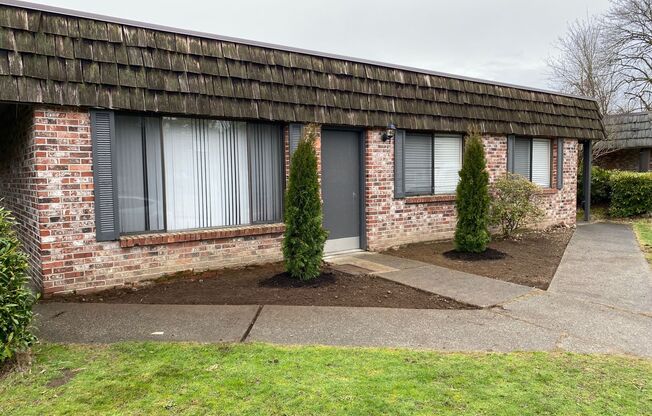 Gary Apartments | Two Bedroom Townhouse Unit w/ In-Unit Laundry