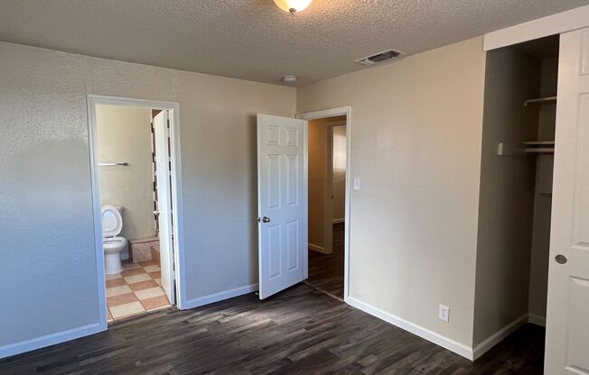 3 beds, 2 baths, $1,625