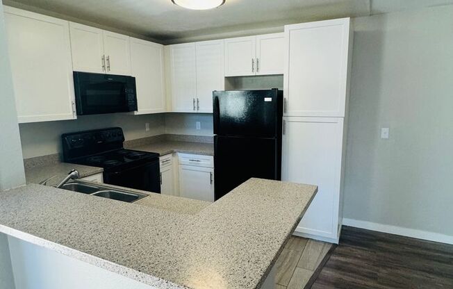 1 bed, 1 bath, 640 sqft, $2,395, Unit 116