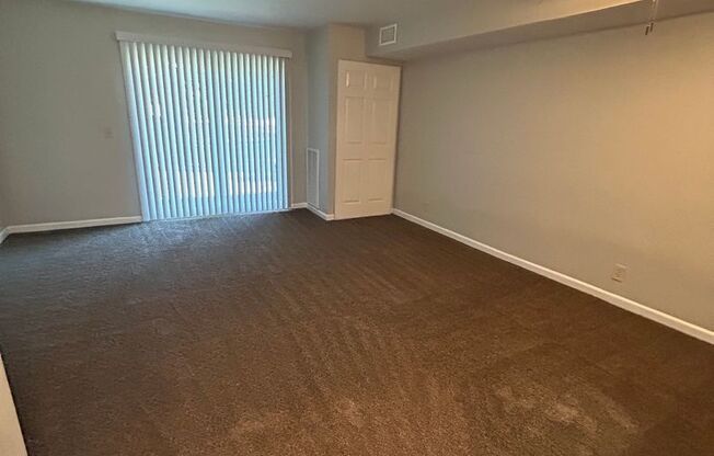 2 beds, 1.5 baths, 1,045 sqft, $1,100, Unit B2-03
