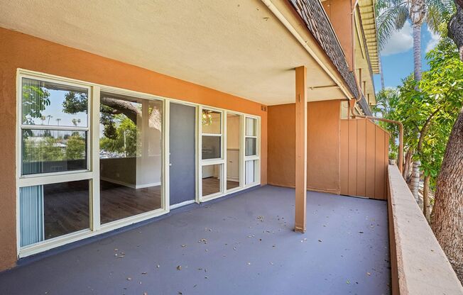 1 bed, 1 bath, 750 sqft, $2,560, Unit 12