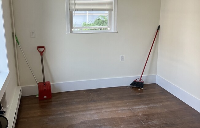 1 WALDO ST