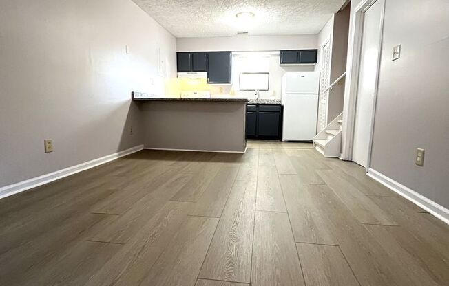 2 beds, 2 baths, 1,058 sqft, $1,249, Unit N