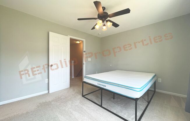 3 beds, 2.5 baths, $1,635, Unit #510