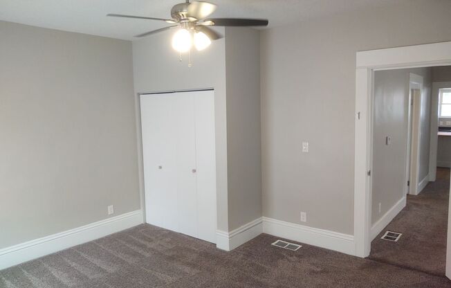 2 beds, 1 bath, 1,000 sqft, $900, Unit SW 2007 Harrison #1