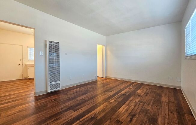 Studio, 1 bath, $1,895, Unit 27