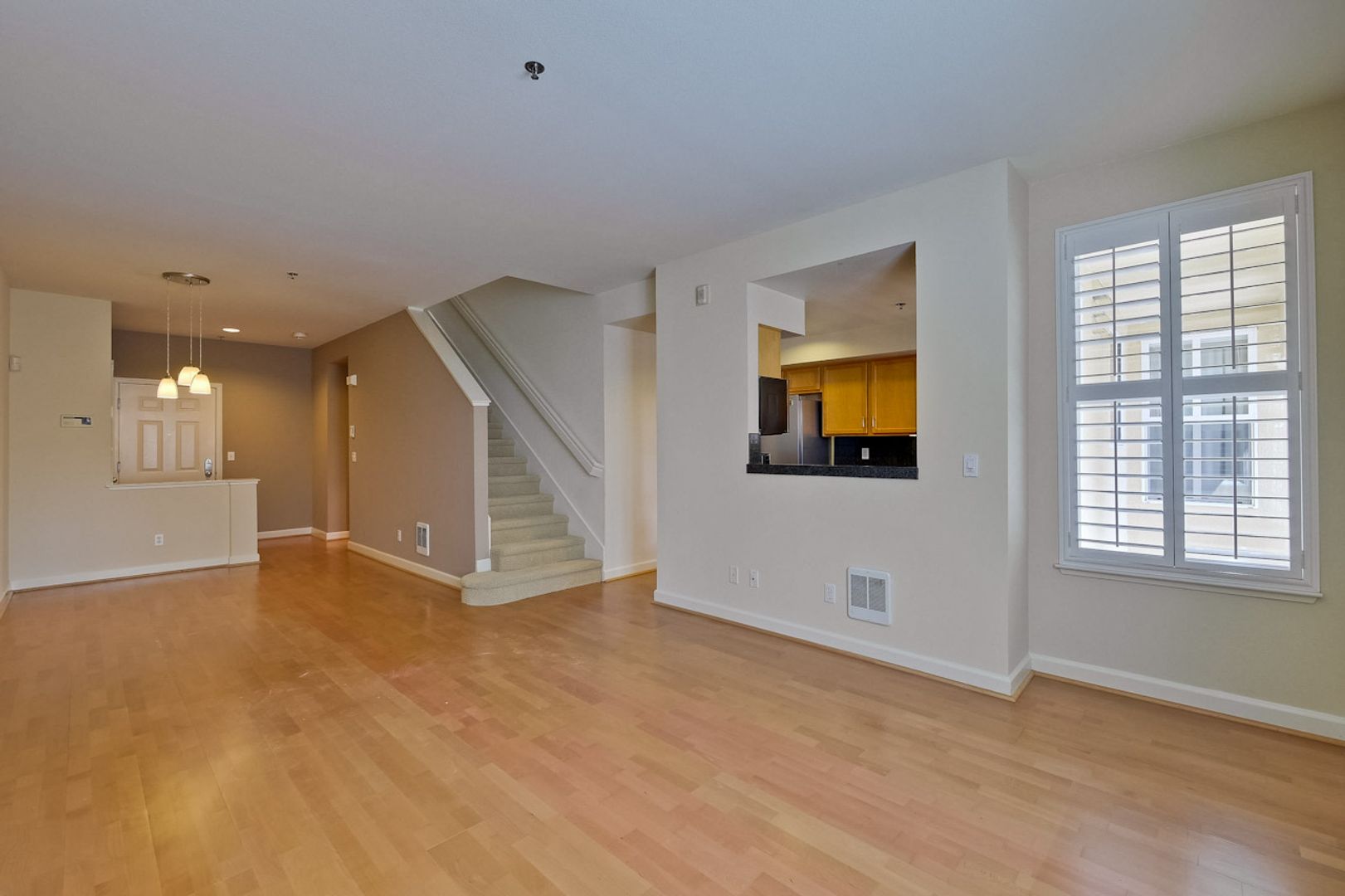Downtown Mountain View l Stylish Home
