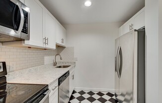 2 beds, 1 bath, 940 sqft, $2,500, Unit 317