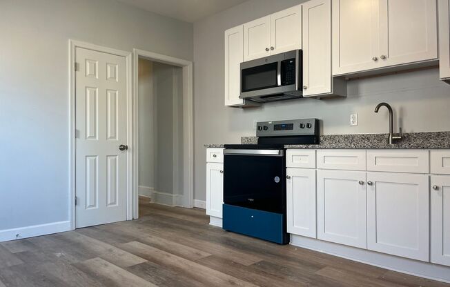 Newly remodeled 2br w off st parking laundry