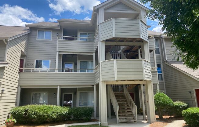 Beautiful South Charlotte Condo For Rent