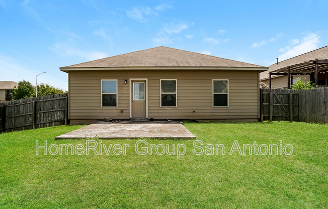 4 beds, 2 baths, 1,910 sqft, $1,795