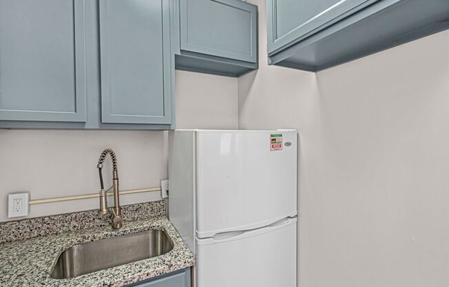 6126-28 S Woodlawn Ave