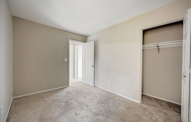 3 beds, 1.5 baths, 1,050 sqft, $1,850, Unit 4610-5