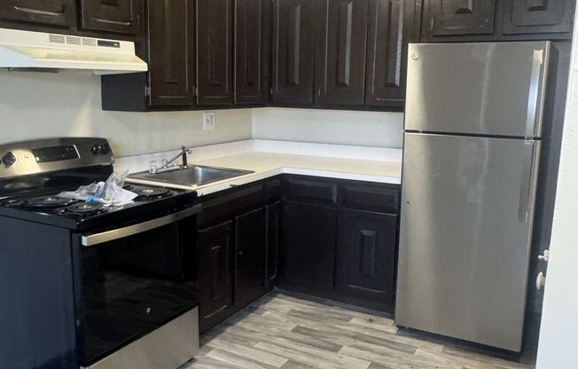 813 Maple Ave Apartments