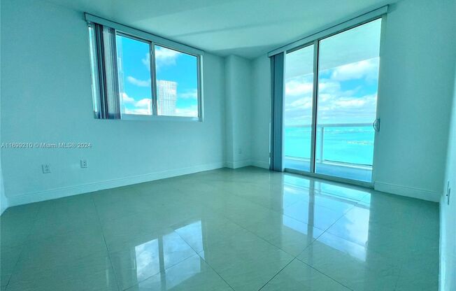 2 beds, 2 baths, 1,154 sqft, $4,800, Unit 1800 N Bayshore Dr # 24-09 (A11699210)