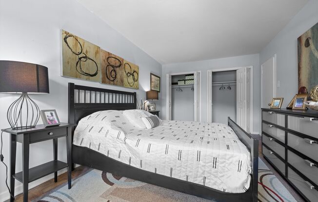 2 beds, 1 bath, 930 sqft, $1,625, Unit 415