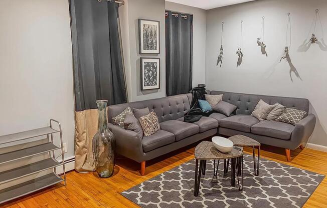 291 Martense St 4M