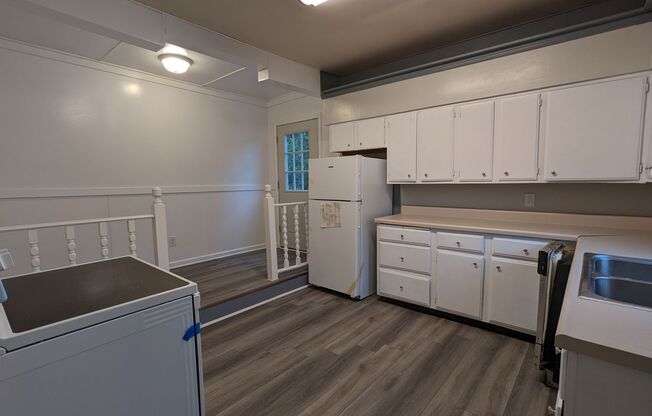 2 Bedroom 1 Bathroom Single Family Home (Mt Washington)