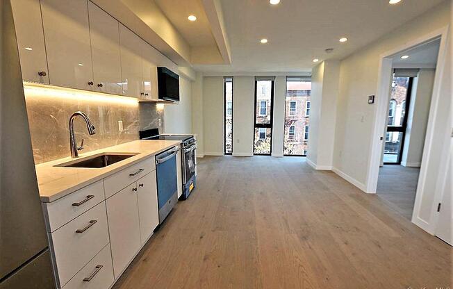 1 bed, 1 bath, 565 sqft, $3,154, Unit 6D