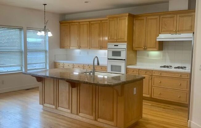 Beautiful Home in Great Location! Pets Negotiable!