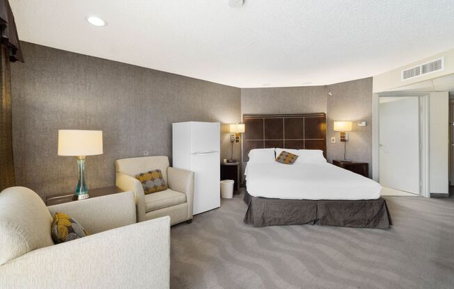 1 bed, 1 bath, 759 sqft, $2,075, Unit 106
