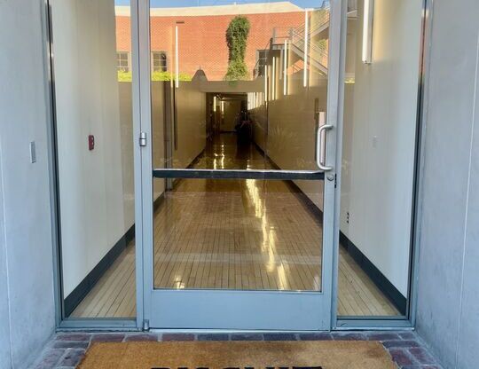 1 bed, 2 baths, 1,189 sqft, $3,950, Unit 504