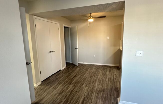 2 beds, 2 baths, 865 sqft, $1,099, Unit 139