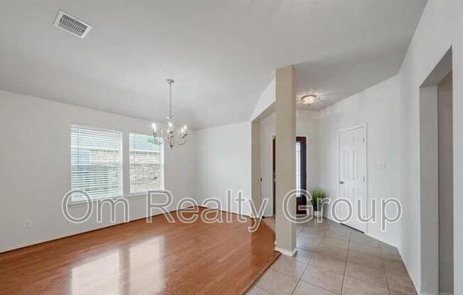2507 RUSTIC TRL LN