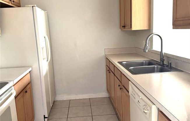EXCELLENT APTO IN ALTAMONTE SPRINGS