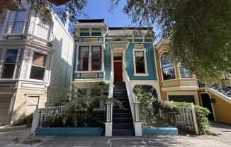662 ELIZABETH ST