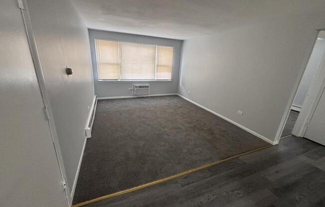1371 RIV DR