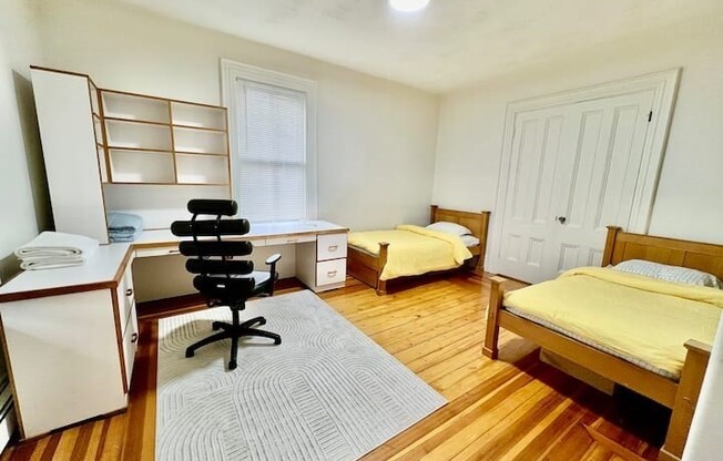 11 EDDY ST