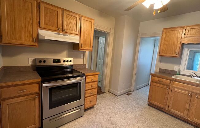 3 beds, 2 baths, $1,995