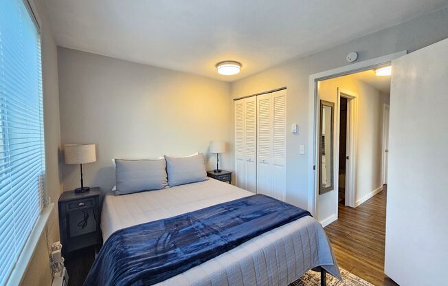 2 beds, 1 bath, 850 sqft, $1,295, Unit 109