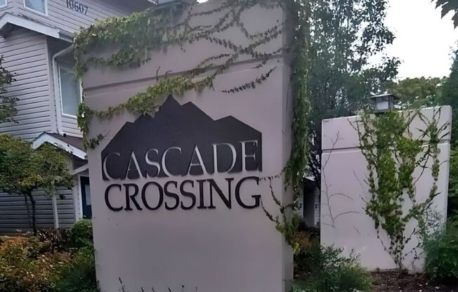 Cascade Crossing Apartments