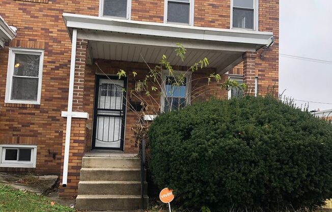 3 Bedroom 2 Bathroom recently renovated townhouse in Baltimore