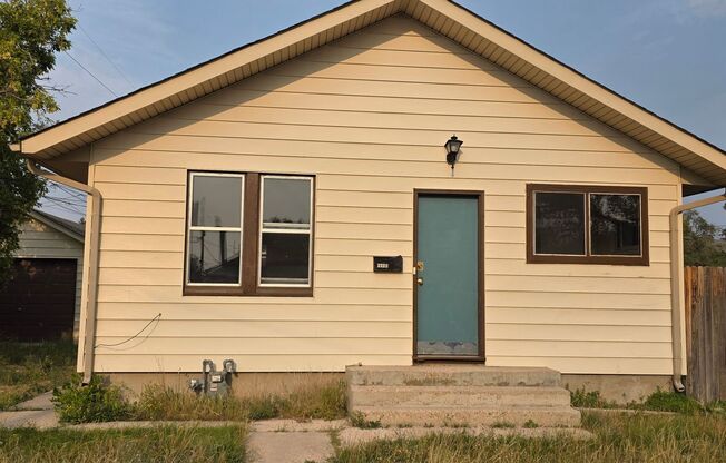 2713 Maxwell Ave