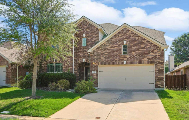 2708 LAUREL OAK DR