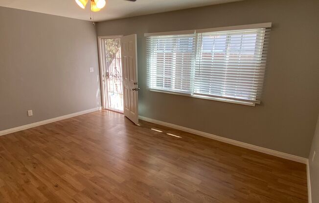 4355-4361 Parks Ave.